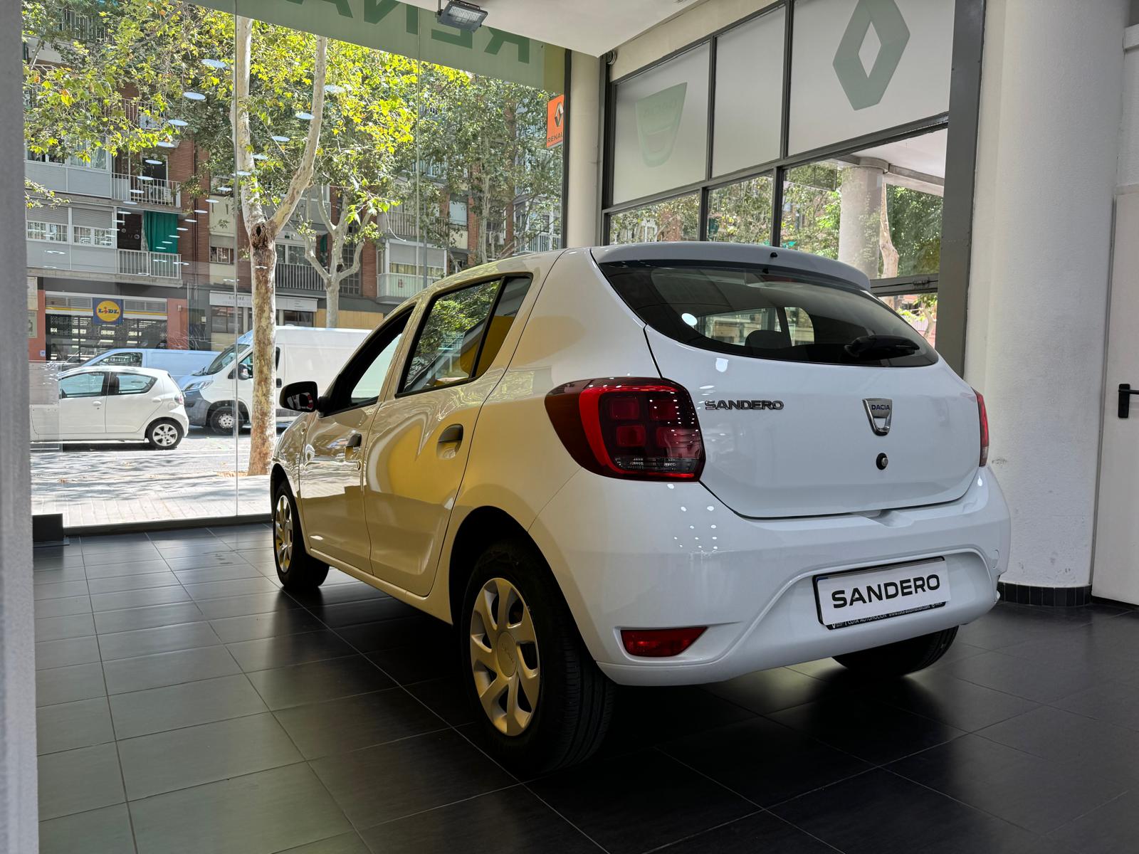 Dacia Sandero Essential foto 5