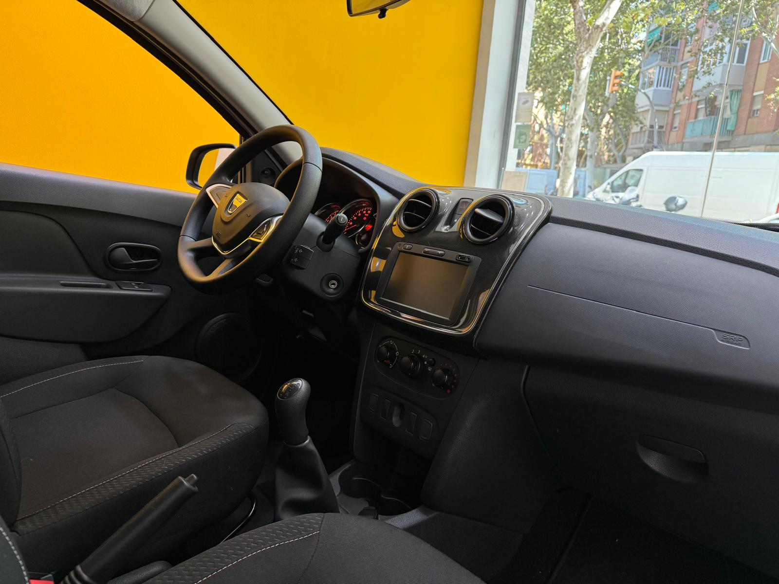 Dacia Sandero Essential foto 9